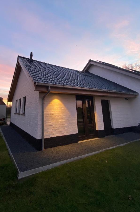 Damse Paveljoentje Comfort En Uitzicht In Damme Exterior photo